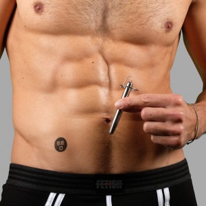 Утяжеленный фаллоимитатор Le Wand Contour из стали 27,9 см, o 4,7 см купить со скидкой в секс шопе  Фаллоимитаторы  Креативные