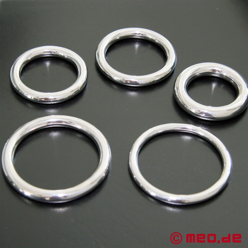 Metalinis penio žiedas - senovinis - vidutinio svorio
