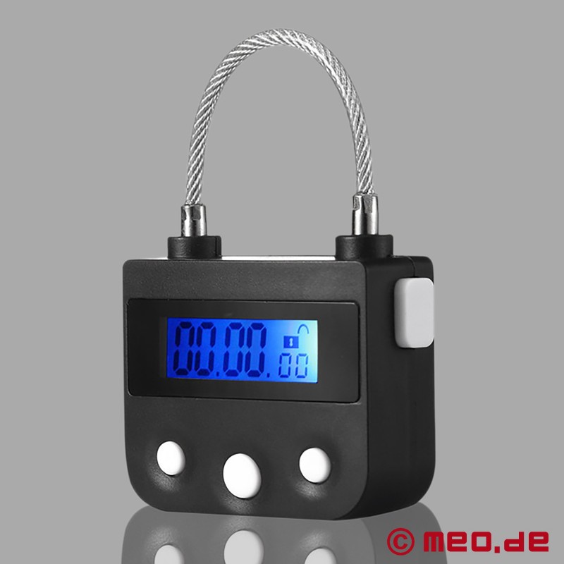 Lockable BDSM leather collar with time lock