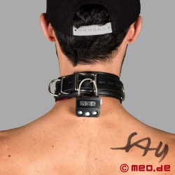 Lockable BDSM leather collar with time lock