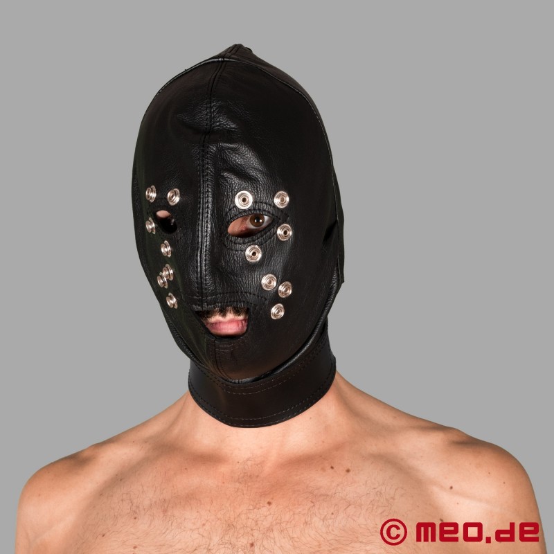 Kožená maska na bondage s časovým zámkom