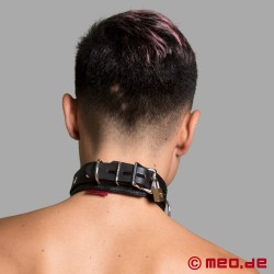 BDSM-halsband i läder, låsbart och vadderat