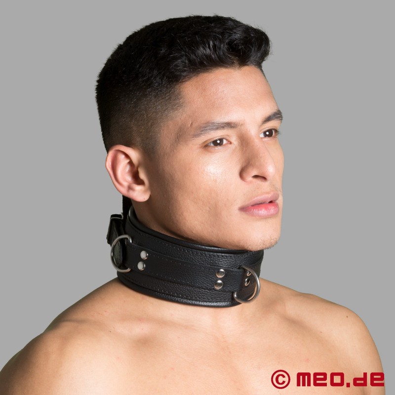 BDSM-halsbånd i læder med pigge og D-ringe