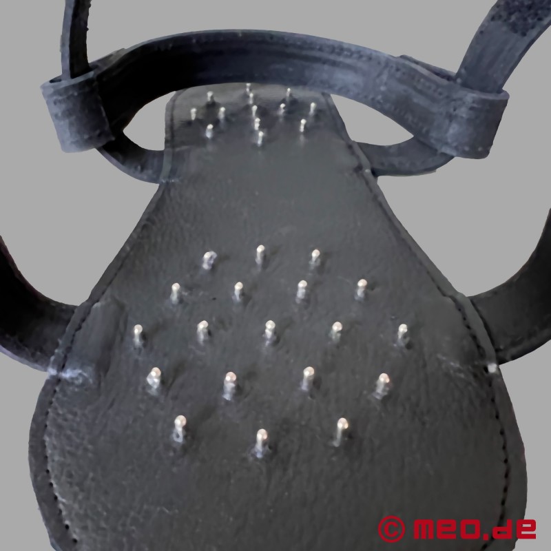 BDSM обувки роб наказание с шипове