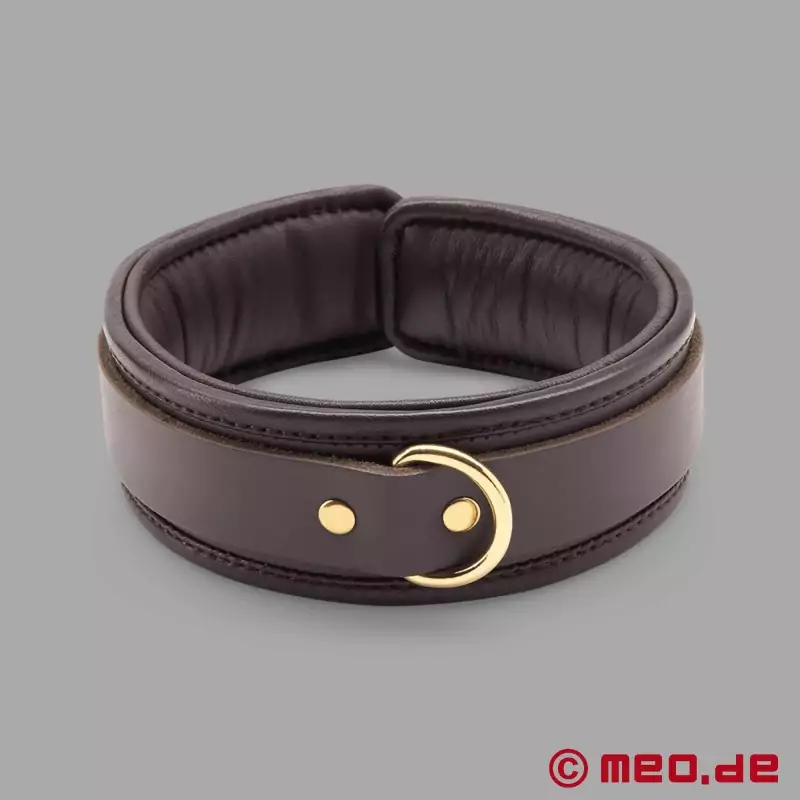 Bondage leather collar De Luxe