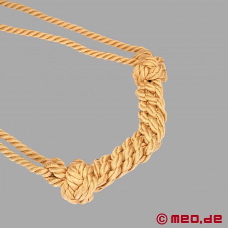 Shibari Bondage Beißknebel aus Seil