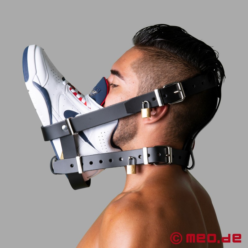 Sniff My Sneaker Face Harness - Head Harness Sniffer