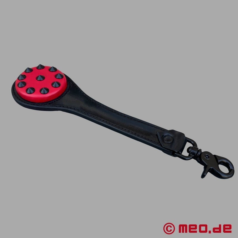 Dr. Sado's THE CLAW - Ballbuster paddle с шипове