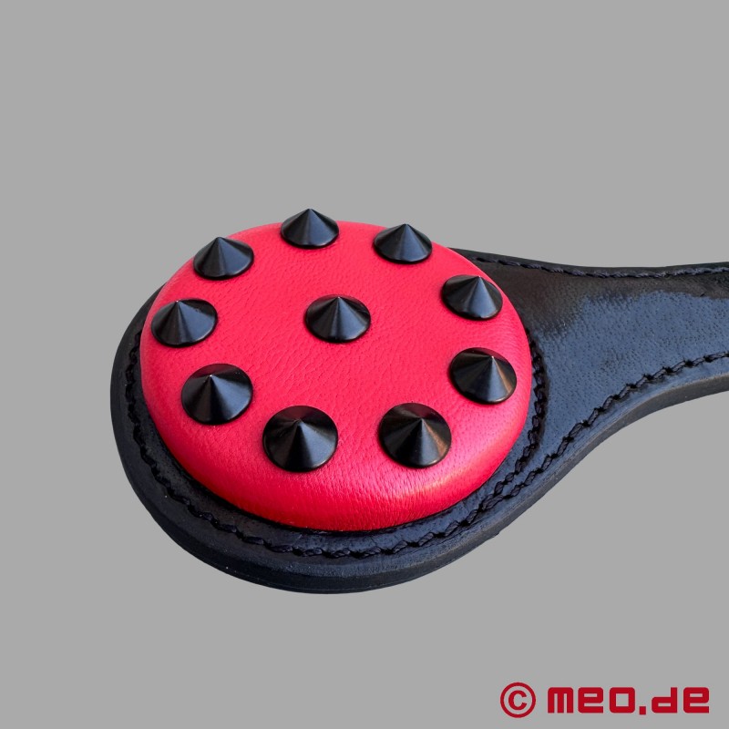 Dr. Sado's The Claw - Ballbuster Paddle mit Spikes
