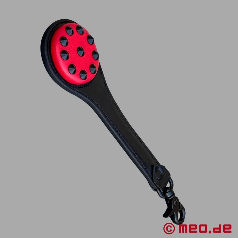 Dr. Sado's THE CLAW - Ballbuster paddle с шипове