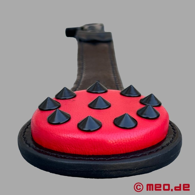 Dr. Sado's THE CLAW - Ballbuster paddle с шипове