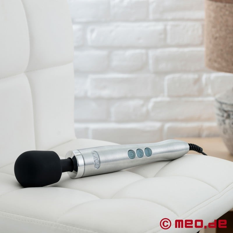 DOXY Die Cast Wand Massager - Striebro