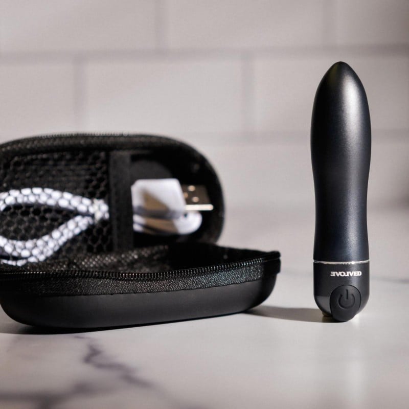 Amoremeo Travel Gasm Bullet Vibrator - A real hand flatterer