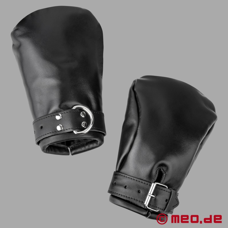 Bondage Fist Mitts tillverkade av pelle