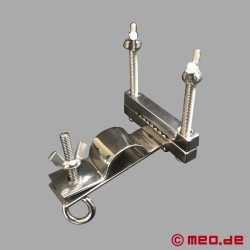 The THUMBS'UP Nipple Clamp - Thumb & Nipple Restraint by Dr. Sado, available at MEO Germany - Thumbnail