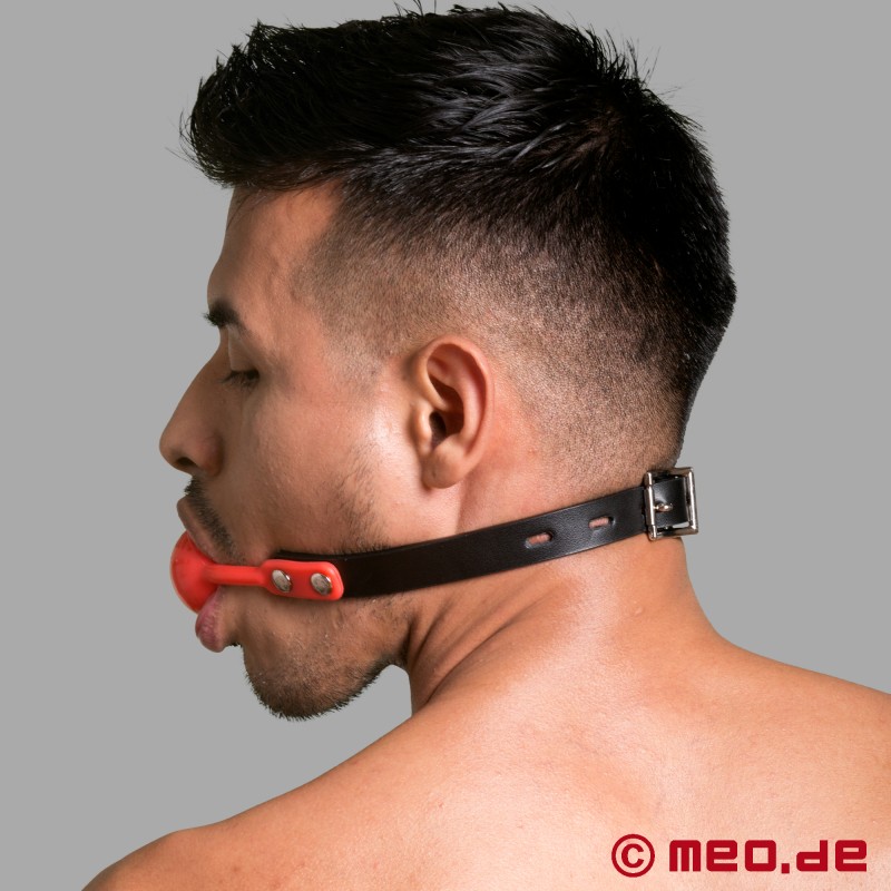 Red ball gag, lockable - 6