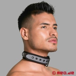 Collier gris BDSM en néoprène