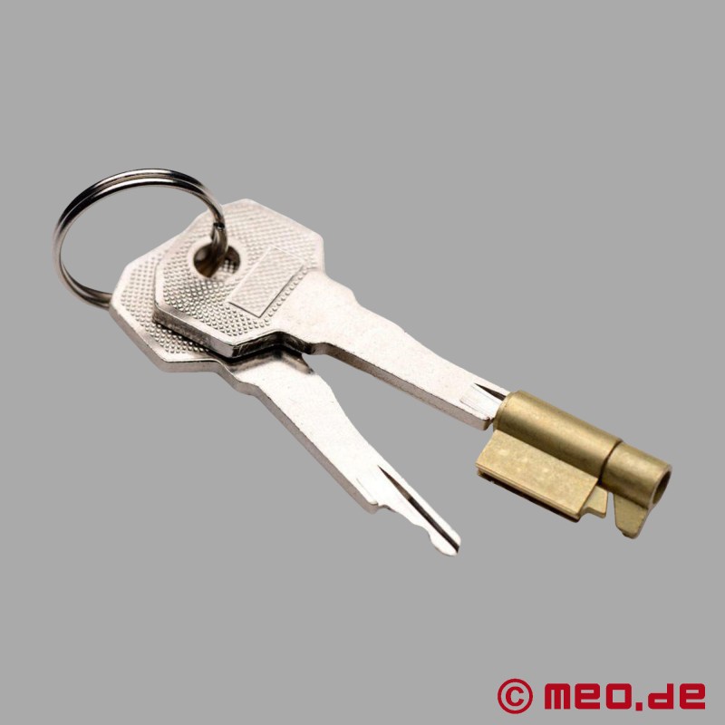 БДСМ с поясом целомудрия - NoPacha Captor - 7