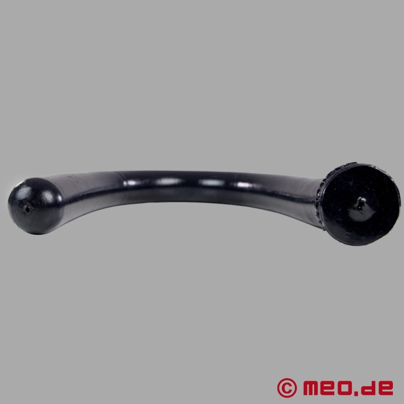 Anal dybdetræning - meget lang dildo 86 cm x 4,5 cm