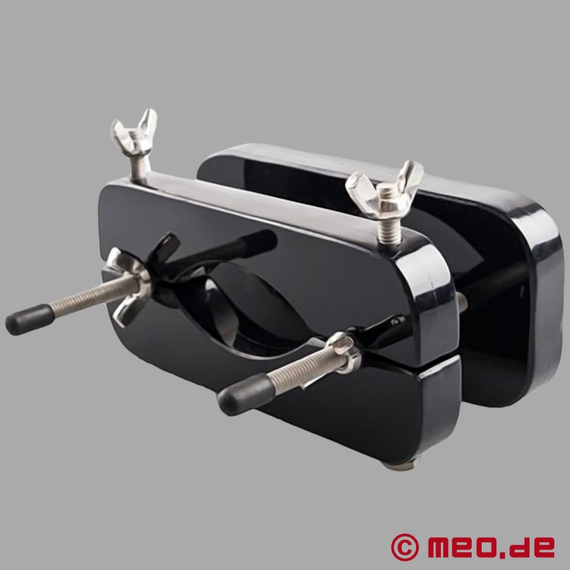 Hell's Ball Buster by Dr Sado - Acessório BDSM para o homem submisso - 1