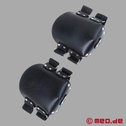 Cock Sucker kniebeschermers van leer - gevoerde kniebeschermers voor fetish en BDSM - Thumbnail