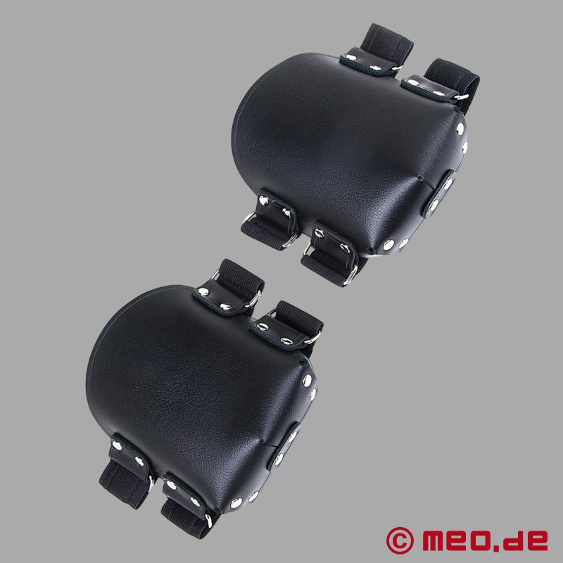 Cock Sucker joelheiras de couro - joelheiras almofadadas para fetiche e BDSM - 4