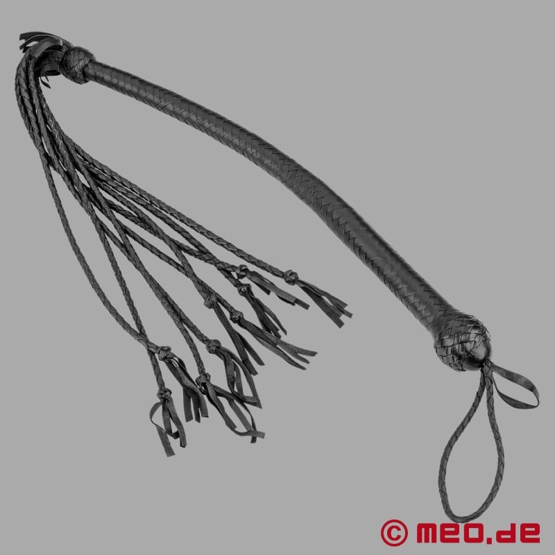 Cat-O' Nine - Klasyczny pejcz BDSM - Flogger