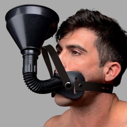 LATRINO BOY: Imbracatura per la testa con bavaglio e imbuto