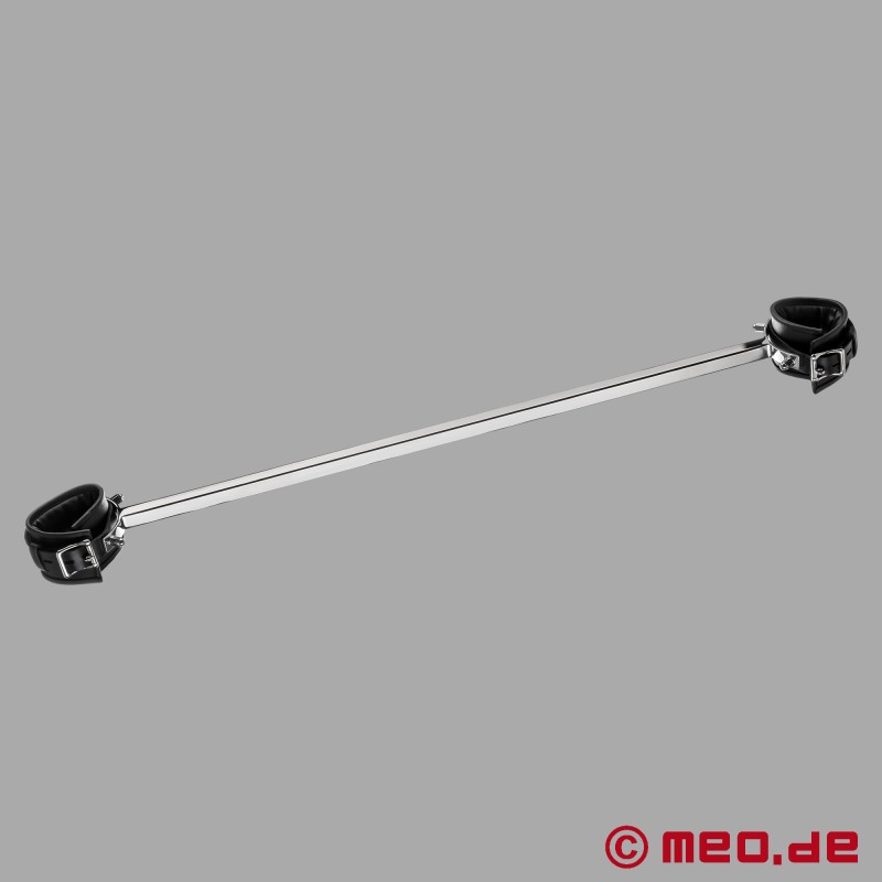 FINAL FANTASY spreader bar with lockable restraints - 4