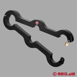 Pillory of Submission™ от доктора Садо - Thumbnail