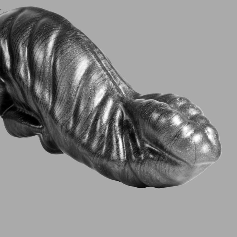 Sinnovator mandrake dildo made from silicone