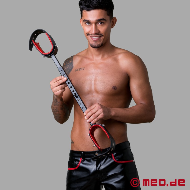 BDSM-szórófej bőr bilincsekkel - 6