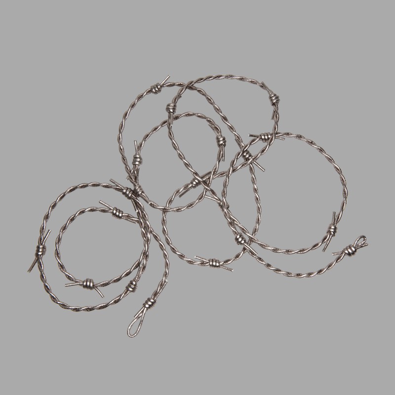 Frânghie Shibari bondage de culoare aurie cu aspect de sârmă ghimpată din piele - 3