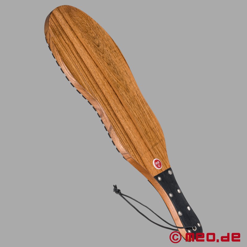 Kick Ass Boot Paddle от Dr Sado - BDSM paddle със здрава подметка за обувки