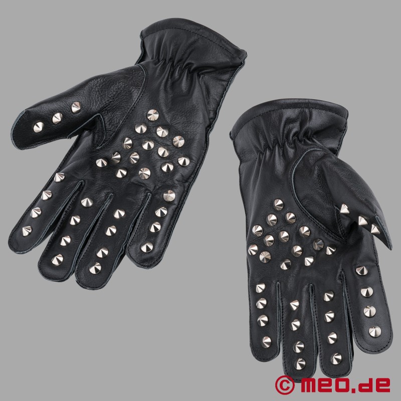 Gants BDSM en cuir avec pointes