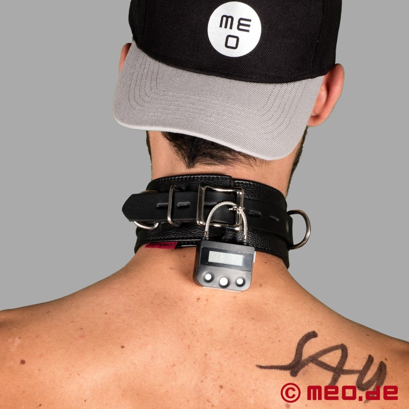 Lockable leather bondage collar with time lock - 1