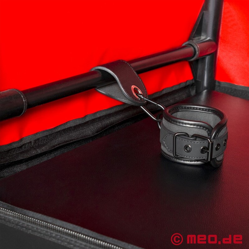 Cabine BDSM "Bukkake" de Secret Dome - 8