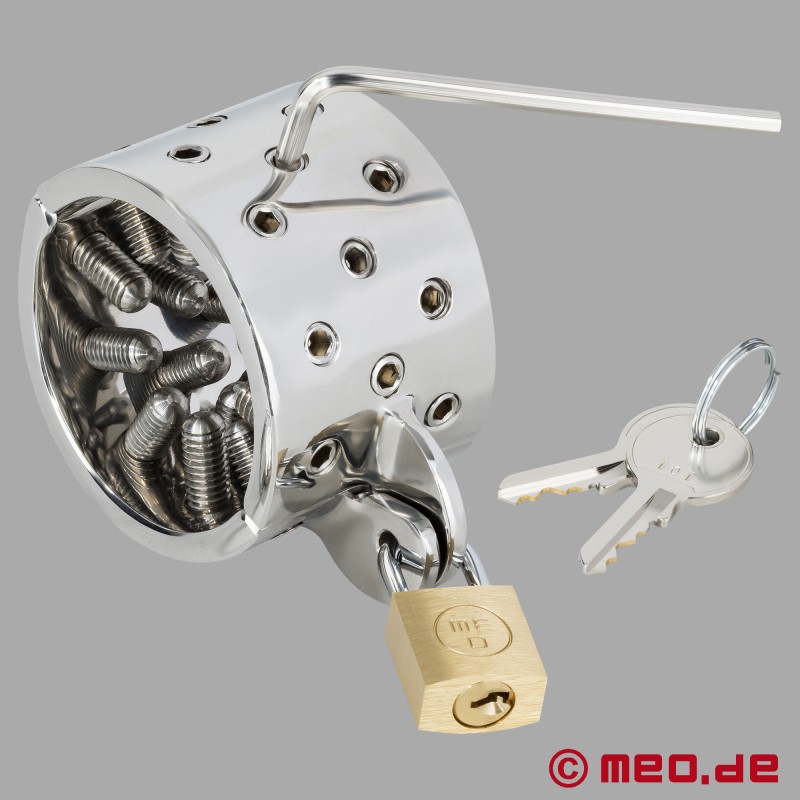 Iron Maiden van Dr Sado - CBT - Cockring en ball stretcher met spikes - 3