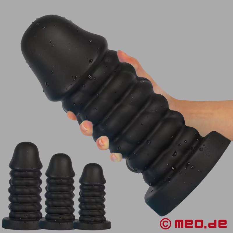 BlackBeast™ – Silicone Butt Plug with Suction Base - 1