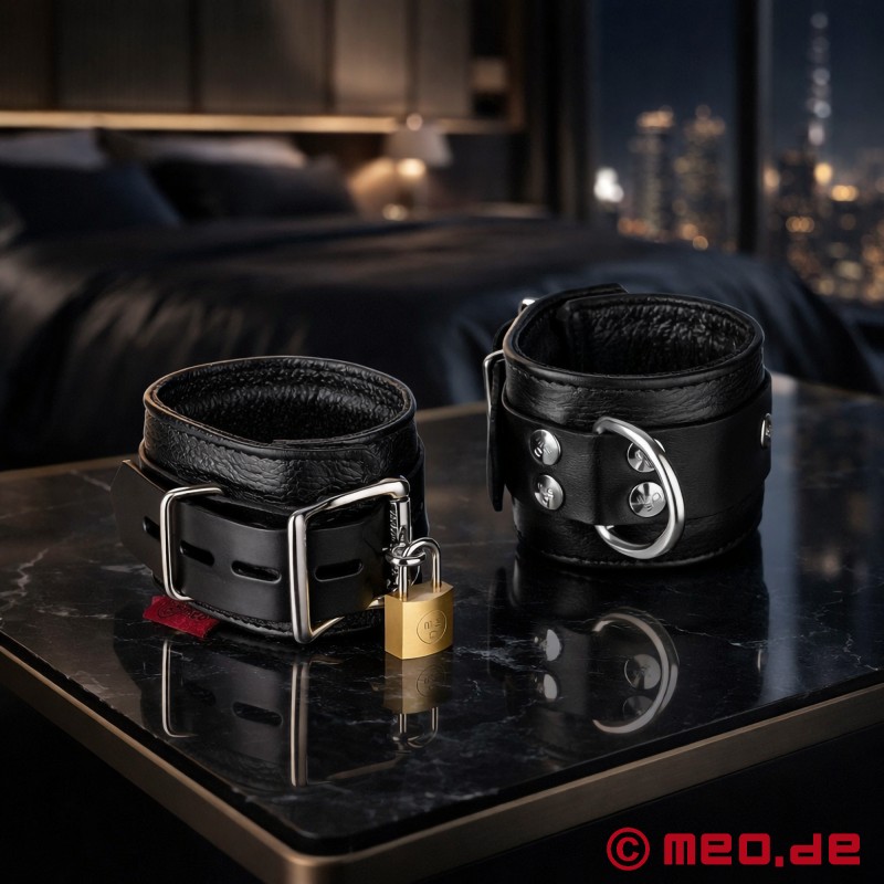 Algemas de couro - com fecho e almofadadas - MEO Germany - 1