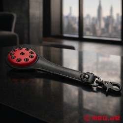 Dr Sado's The Claw - Ballbuster paddle med pigge - Thumbnail