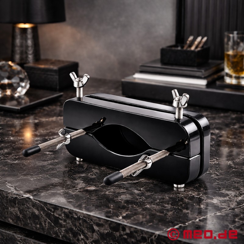 Hell's Ball Buster by Dr Sado - Acessório BDSM para o homem submisso - 1