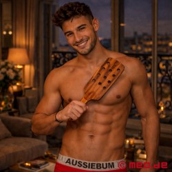 Klassisk spankingpaddel i trä - Thumbnail