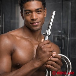  Douche anale avec valve de pression