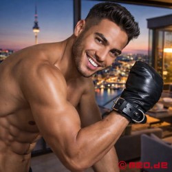 FistMitts™ van MEO® - Vergrendelbare leren bondagewanten - Thumbnail