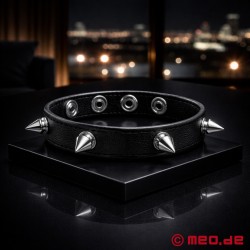 CAZZOMEO® Leather Cock Ring with Silver Spikes - Thumbnail