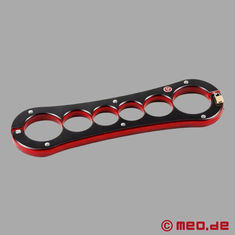 Bound&amp;Ground - Pillory în doggy style - 4