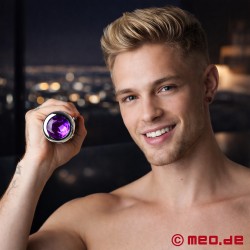 AssSteroid™ by MEO® - Analplug i metal med smykkekrystal