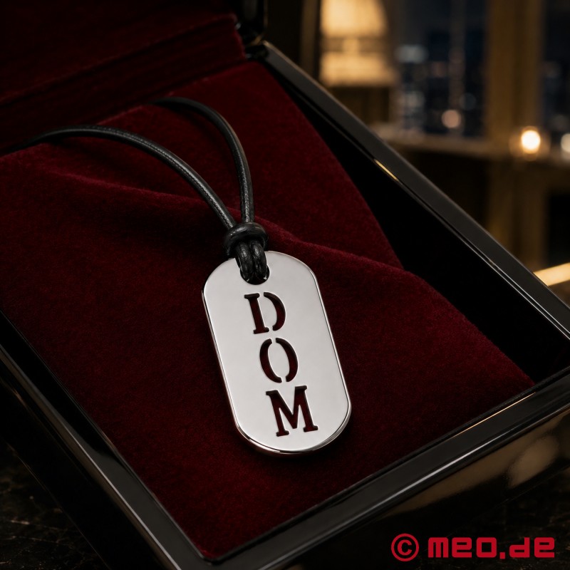 MEO® Kink Fetish Tag Dom - skórzana obroża z zawieszką ze stali nierdzewnej - 1